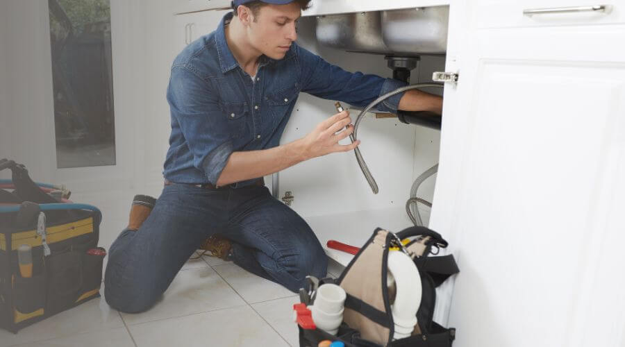 Professional sink repair in Leupp, AZ
